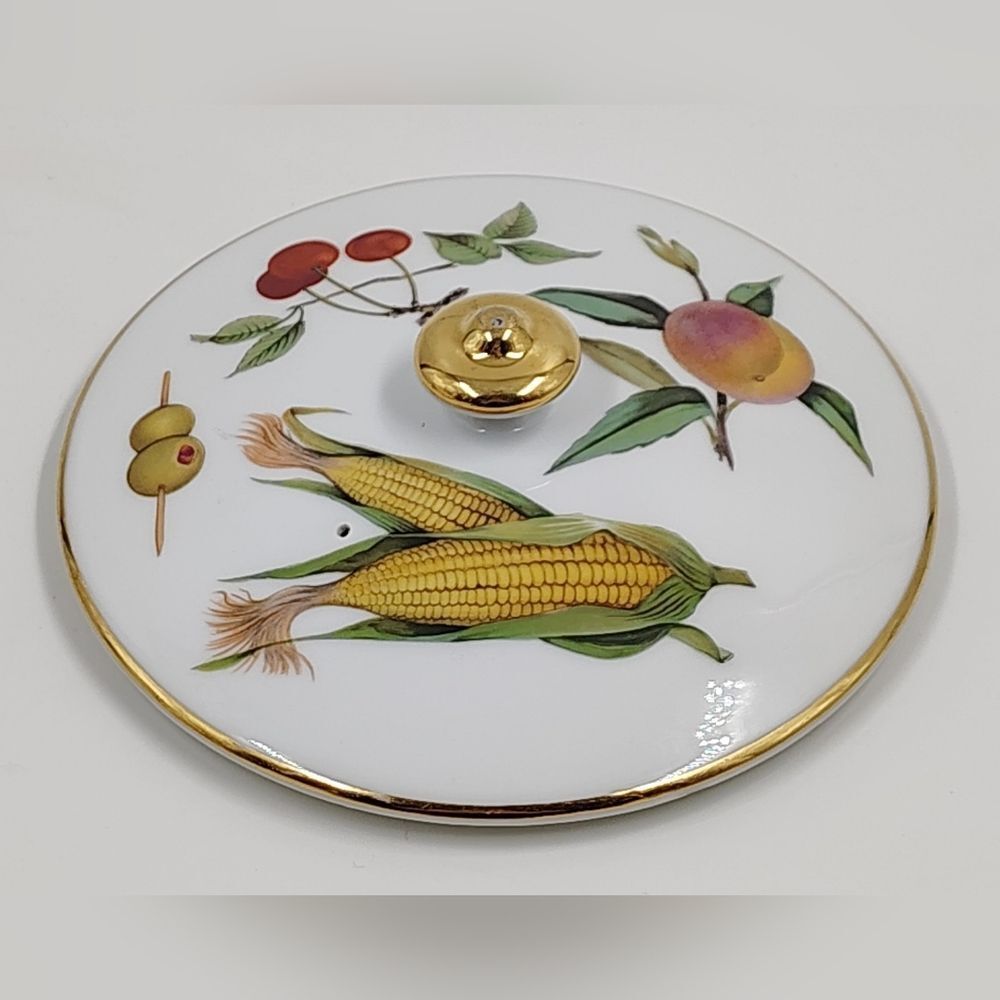 Royal Worcester Evesham Vintage White & Gold Porcelain Covered Serving Dish - Picture 11 of 16